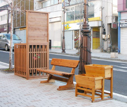 掲示板、ベンチ（背もたれあり）、プランターカバー